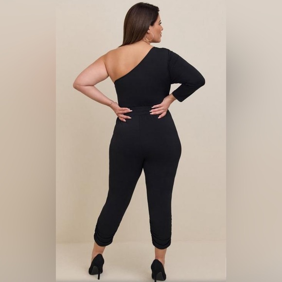TORRID Black Studio Knit One Shoulder Jumpsuit Elastic Waist Pockets Tor… - Picture 2 of 13